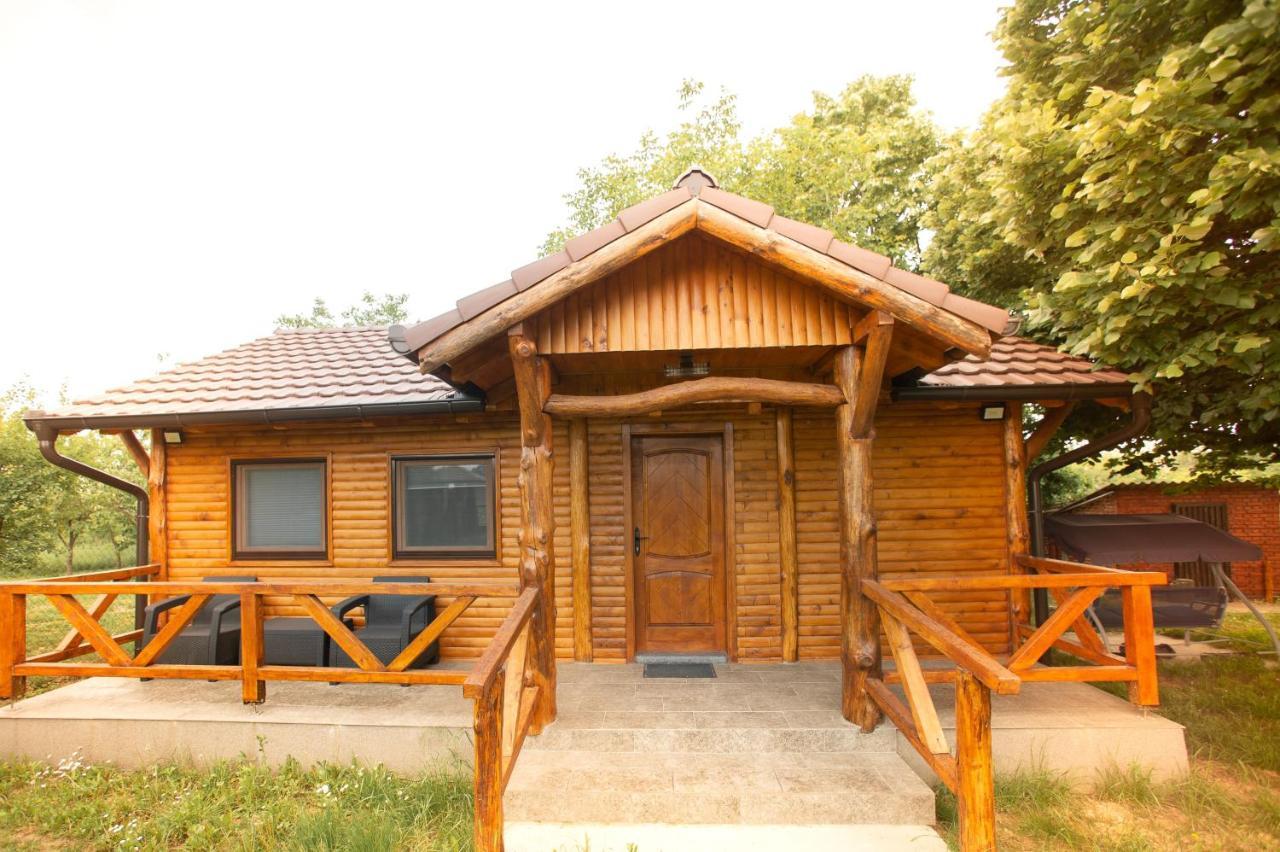 Brvnara Aurora Vista Villa Velika Remeta Eksteriør billede